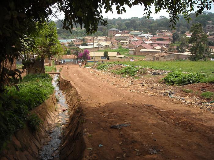 037_op weg naar het huis van onze vrienden in Kampala